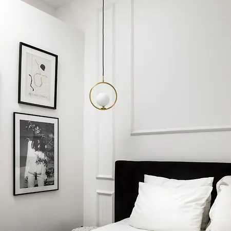 Newly Renovated With Balcony, Ac, Fiber Internet Monte Carlo