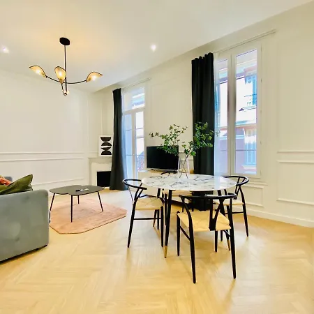 Newly Renovated With Balcony, Ac, Fiber Internet Apartment Monte Carlo