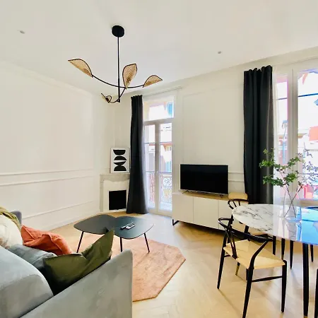 Apartment Newly Renovated With Balcony, Ac, Fiber Internet *