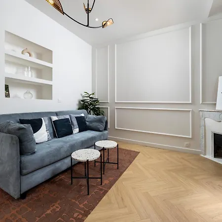 Newly Renovated With Balcony, Ac, Fiber Internet