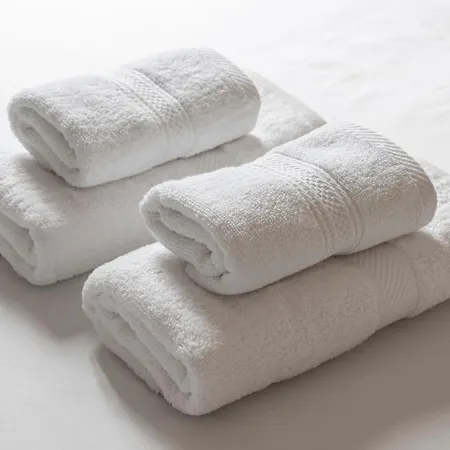 アパート Newly Renovated With Balcony, Ac, Fiber Internet