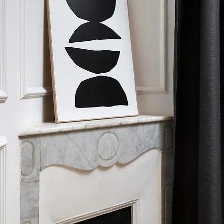 Newly Renovated With Balcony, Ac, Fiber Internet *